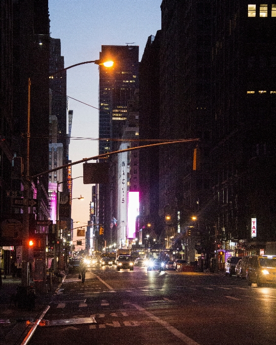 Light road skyline traffic