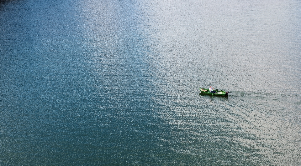 Deniz su kişi bot