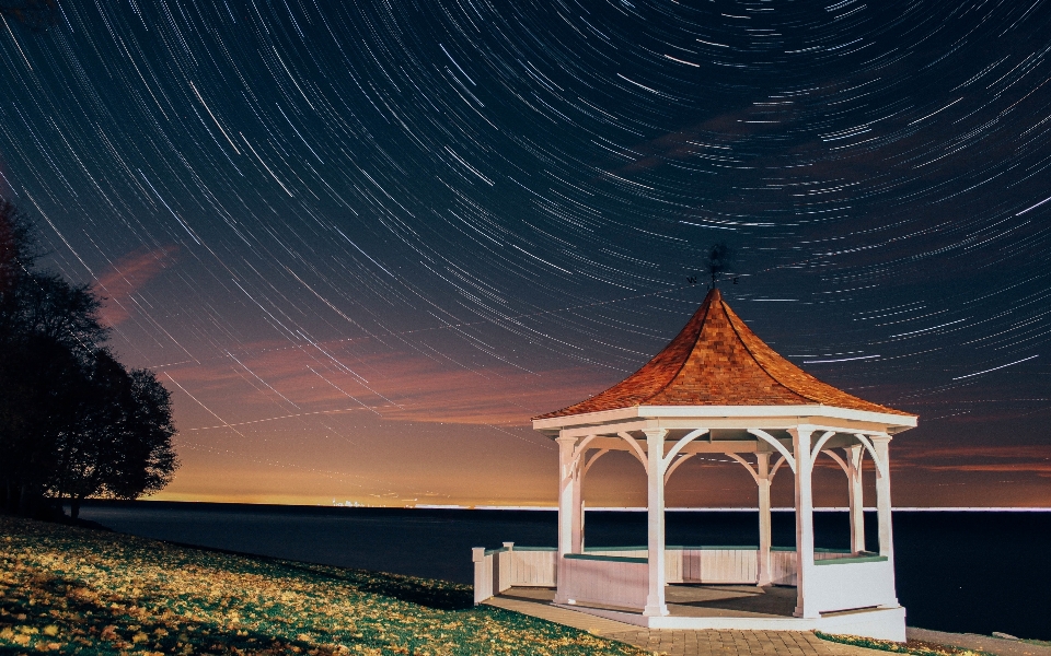 Mer lumière ciel nuit