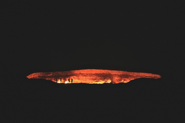 山 赤 火山 火炎 写真