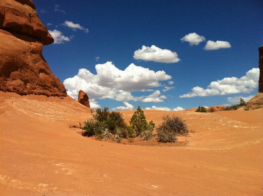 Foto Paisagem rock montanha deserto