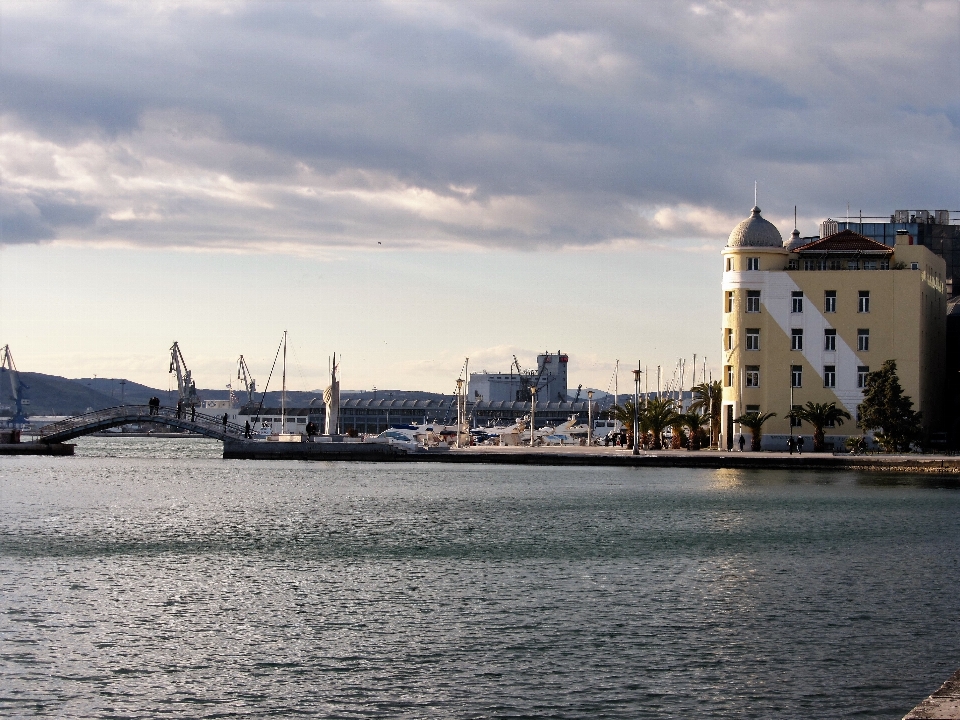 Sea coast horizon dock