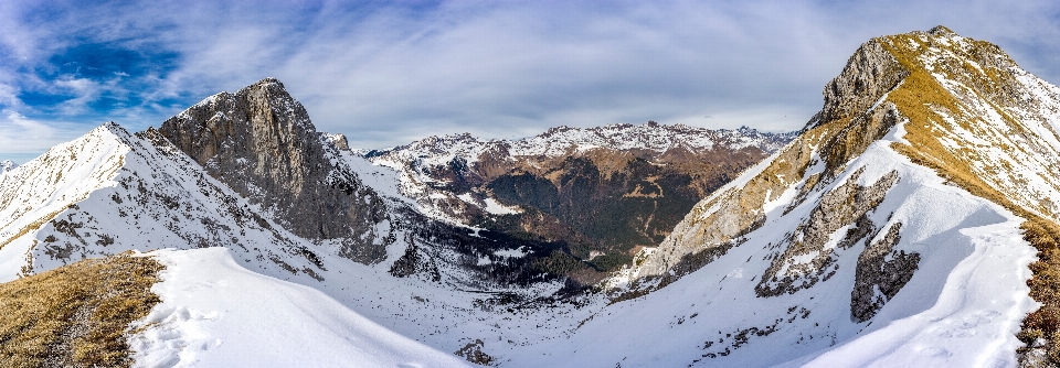 Montaña nieve invierno aventura