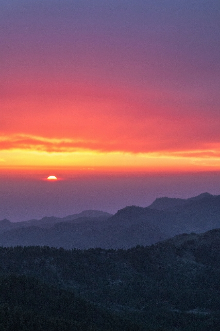 地平線 山 クラウド 空