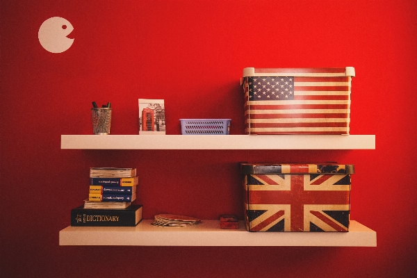 Book wall red shelf Photo