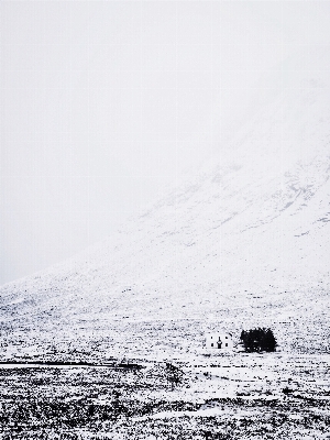 Sea horizon mountain snow Photo