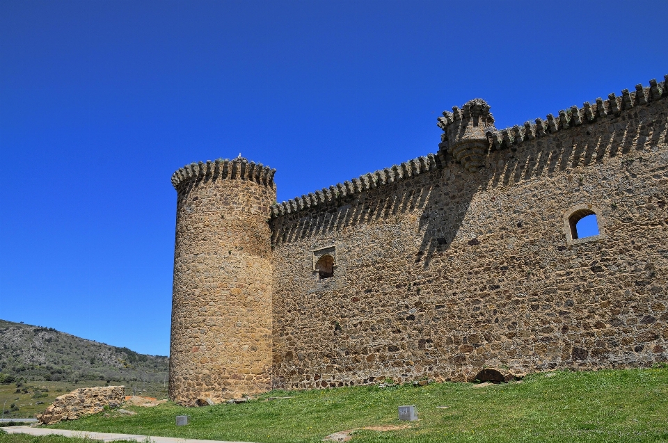 Bâtiment château
 mur la tour