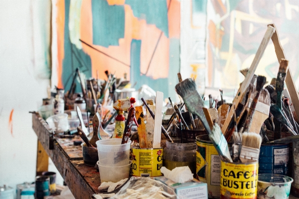 Studio paint market brush Photo