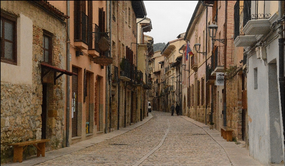 Camino calle ciudad callejón