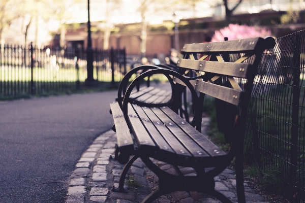 Path bench seat railing Photo