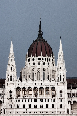 Foto Bangunan tengara gereja katedral