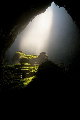 Foto Alam gunung lampu cahaya matahari