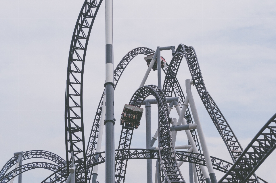 Schwarz und weiß
 erholung riesenrad
 freizeitpark
