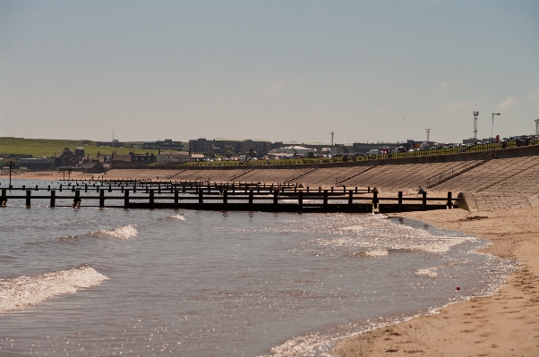 ビーチ 海 海岸 遊歩道 写真