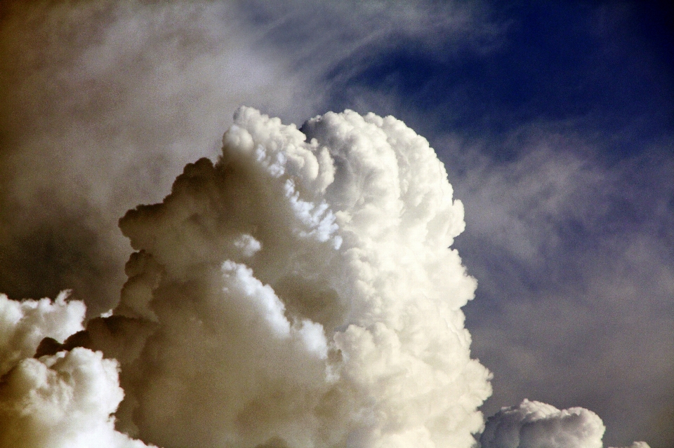 Cloud sky sunlight atmosphere