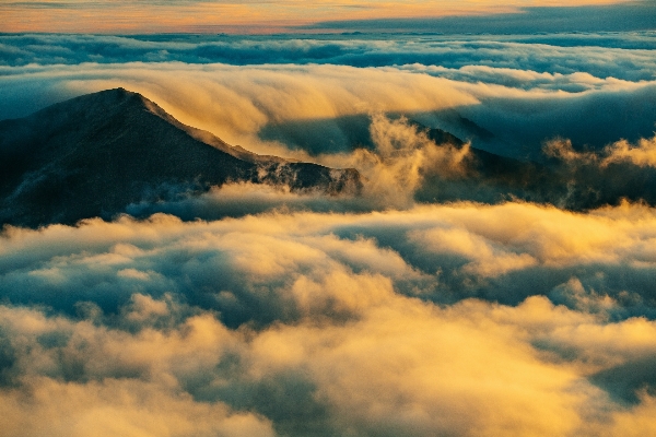 Sea nature horizon mountain Photo