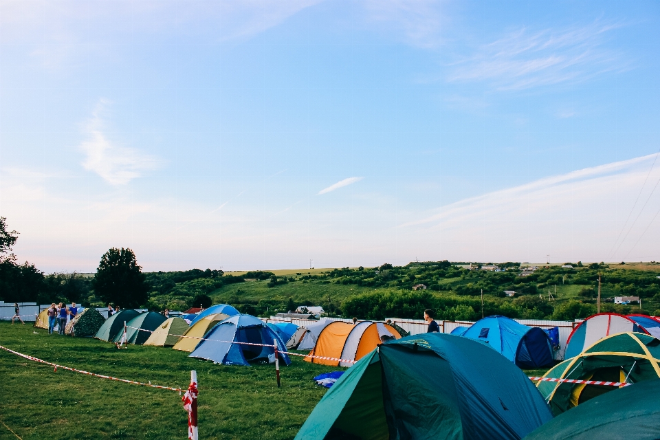 Grass camping toy tent