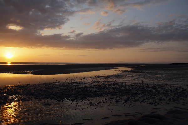 ビーチ 海 海岸 砂 写真