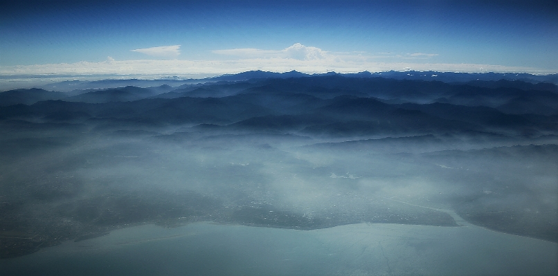 Sea ocean horizon mountain Photo