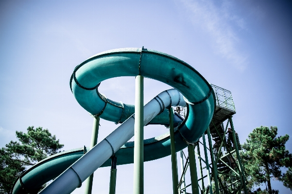 Foto Cielo tubo ricreazione parco divertimenti
