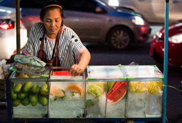 Dish food vendor vehicle Photo