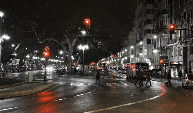 Foto Pejalan kaki salju jalan lalu lintas