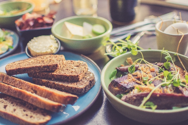 レストラン 皿 食事 食べ物 写真