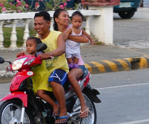 Foto Berlari sepeda kendaraan bersepeda