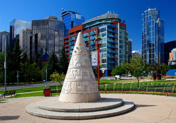 Skyline city skyscraper monument Photo