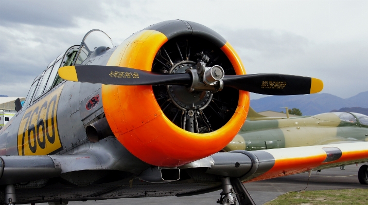 Photo Avion orange véhicule aviation