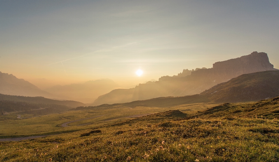 Krajobraz natura horyzont pustynia
