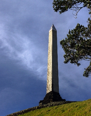 Foto Lanskap monumen kota menara