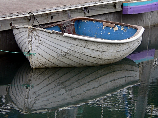 Foto Barco enviar veículo mastro