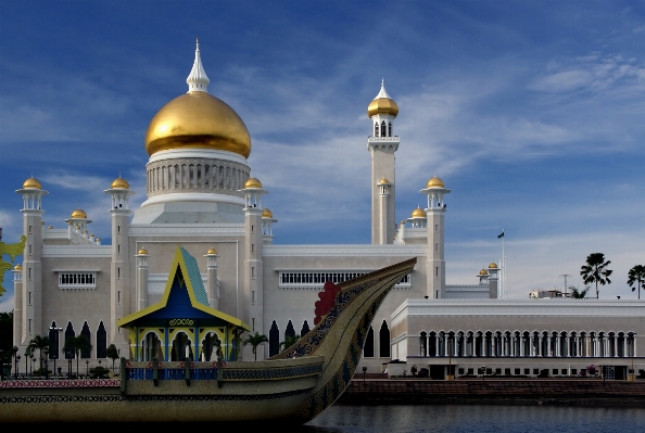 Foto Laut arsitektur kendaraan menara