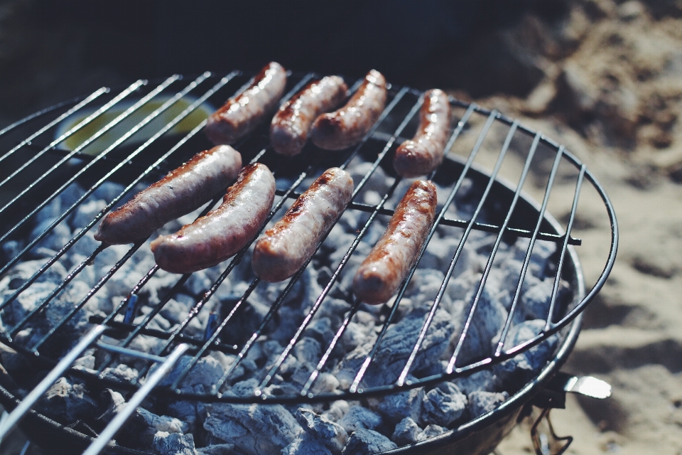 Piatto cibo cucinando barbecue
