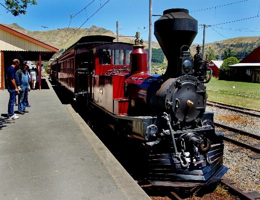 Track steam train asphalt Photo