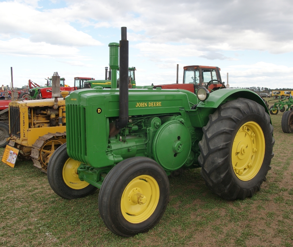 Traktor feld landwirtschaft fahrzeug