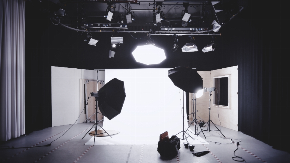 Luz fotografía estudio negro