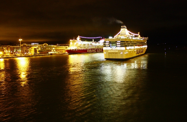 Sea boat night ship Photo