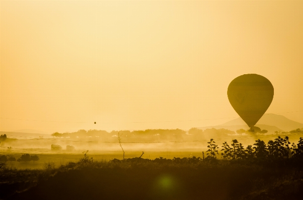 地平線 ライト 空 太陽 写真