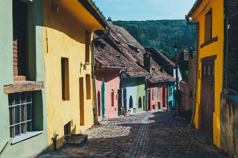 Droga ulica dom miasto