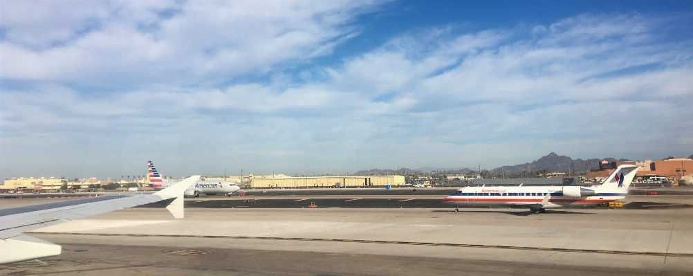 Highway airport airplane vehicle Photo