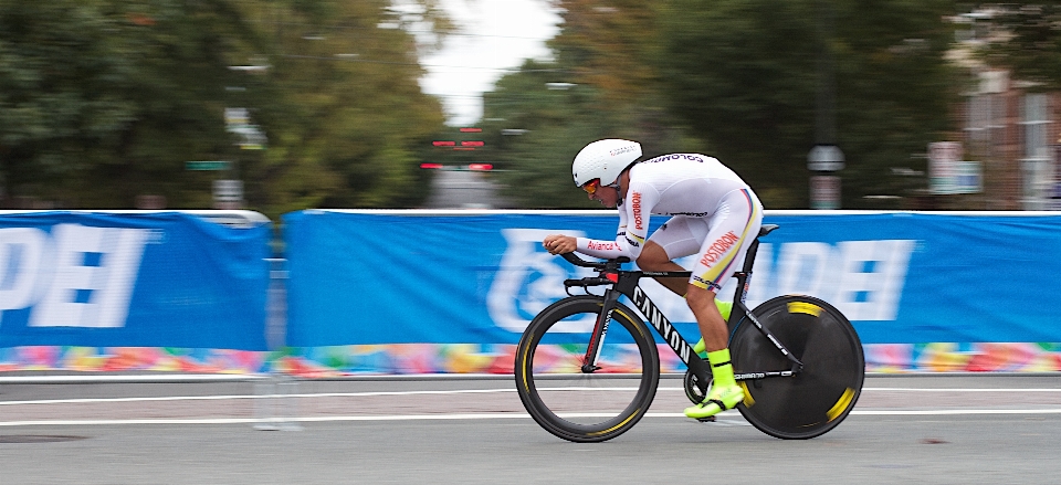 自転車 車両 スポーツ用品
 サイクリング