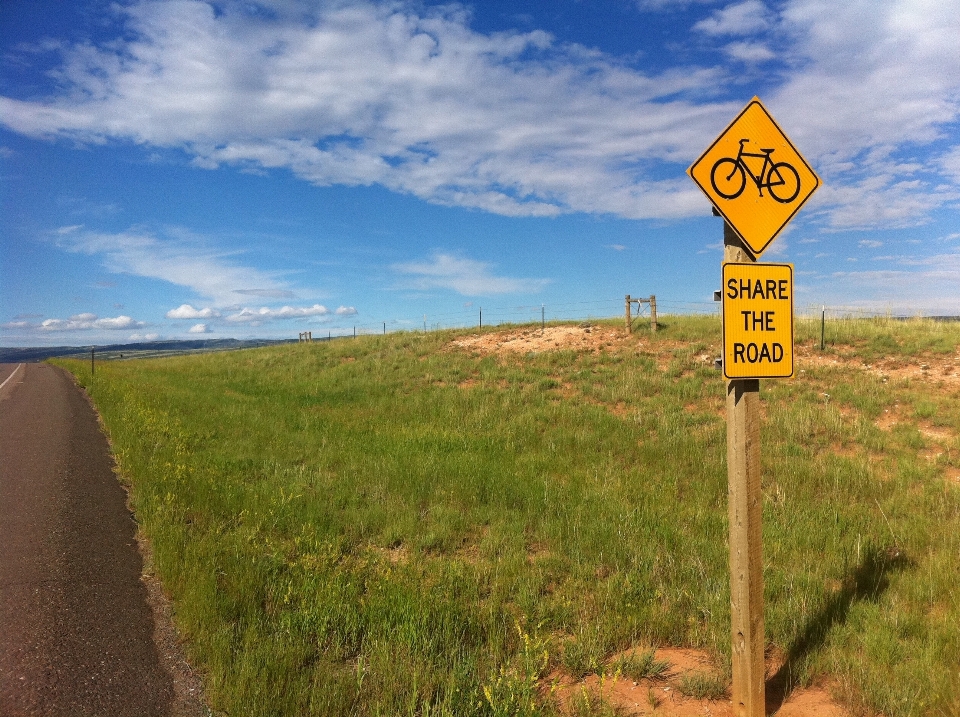 Trail prairie bicycle sign