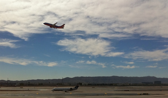 Airport airplane plane aircraft Photo