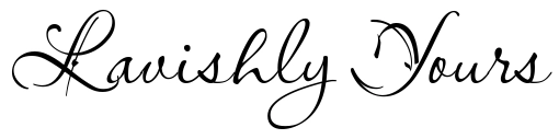 Lavishly Yours Font