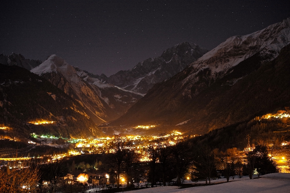 Paysage montagne neige hiver