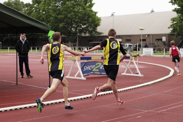 Girl track sport boy Photo