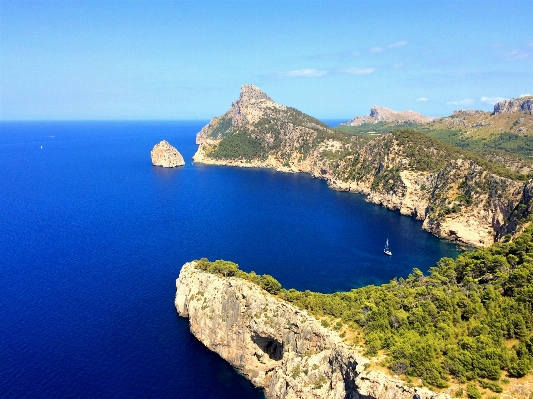 Deniz sahil rock dağ Fotoğraf