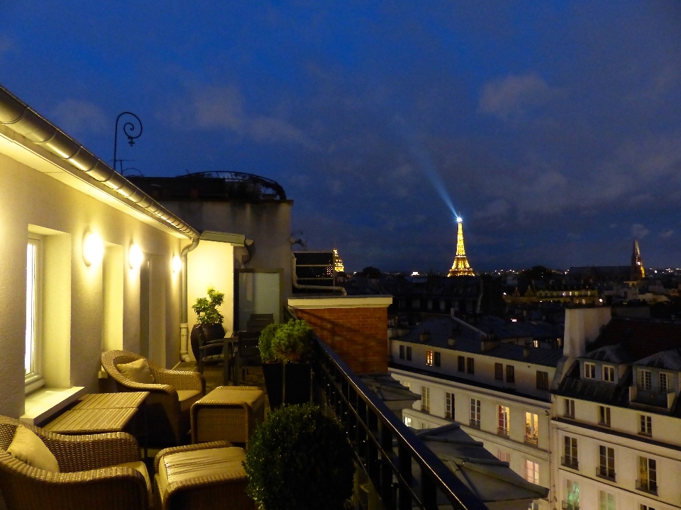 Noche casa ciudad parís